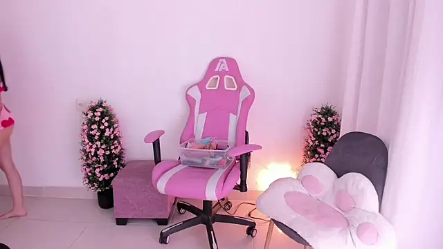 keissy rincon  online show from 12, 11, 2025