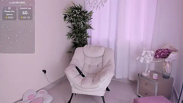 Snapshot of keissy_rincon_ chatting on 7, 6, 2026 keissy rincon online show from 7, 6, 2026