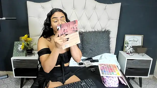 Snapshot of Andrys_ chatting on 6, 3, 2025 Andrys online show from 6, 3, 2025