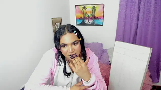 Snapshot of Andrys_ chatting on 17, 10, 2025 Andrys online show from 17, 10, 2025