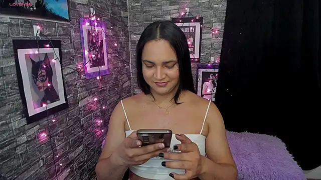 Snapshot of Andrys_ chatting on 19, 11, 2025 Andrys online show from 19, 11, 2025