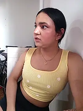 Andrys  online show from 13, 4, 2026