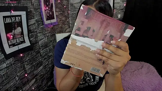 Andrys  online show from 14, 4, 2026