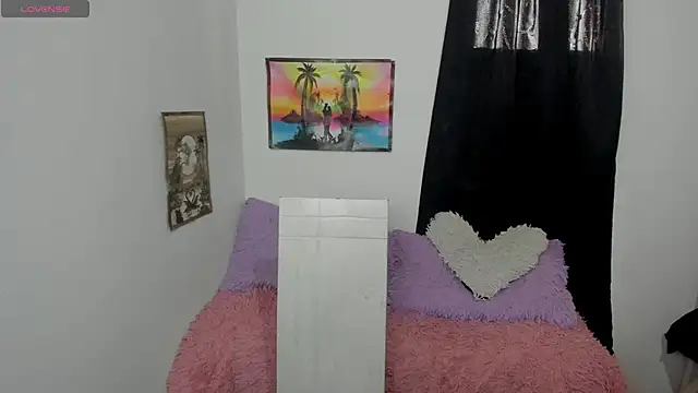 Snapshot of Andrys_ chatting on 5, 11, 2025 Andrys online show from 5, 11, 2025