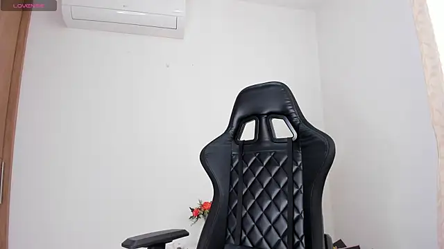 amara falcon online show from 21, 11, 2025