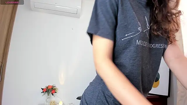 amara falcon online show from 11, 11, 2025