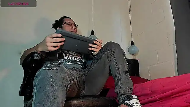 FuckHardlove online show from 23, 9, 2025