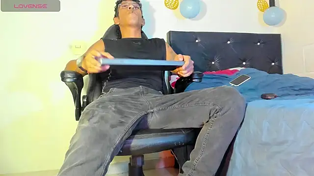 FuckHardlove online show from 14, 2, 2025