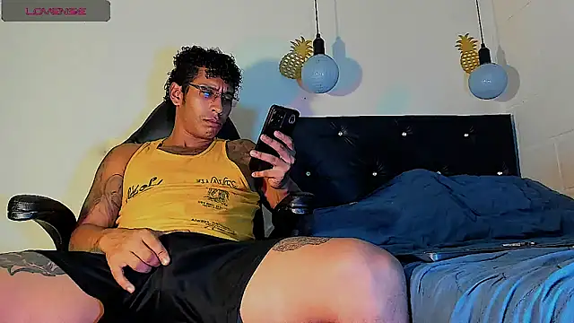 FuckHardlove online show from 1, 3, 2025