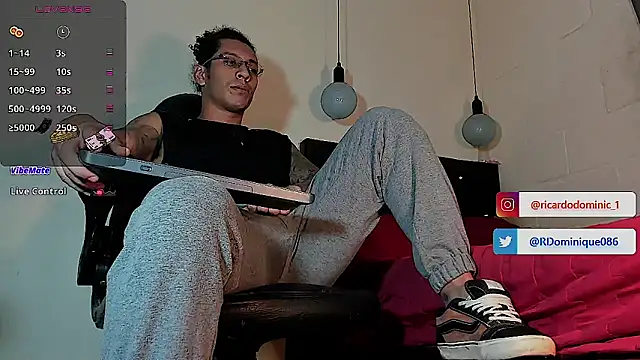 FuckHardlove online show from 25, 9, 2025