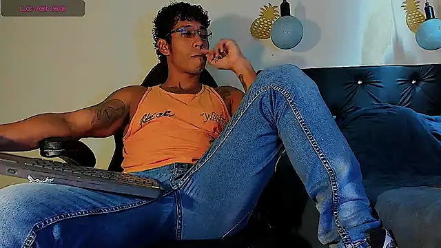 FuckHardlove online show from 27, 2, 2025