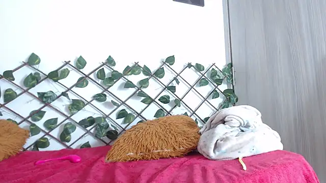 Latina BigBoobs online show from 2, 3, 2025