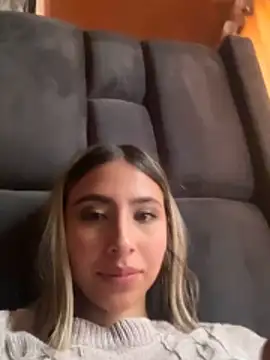 Snapshot of Ameellie chatting on 30, 11, 2025 Ameellie online show from 30, 11, 2025