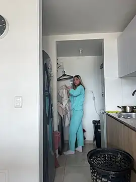 Snapshot of Ameellie chatting on 25, 10, 2025 Ameellie online show from 25, 10, 2025