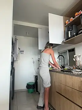 Snapshot of Ameellie chatting on 18, 11, 2025 Ameellie online show from 18, 11, 2025