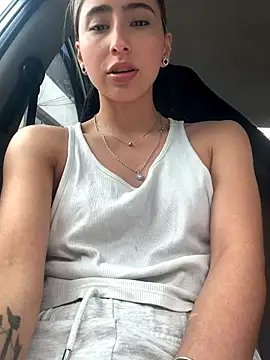 Snapshot of Ameellie chatting on 28, 9, 2025 Ameellie online show from 28, 9, 2025