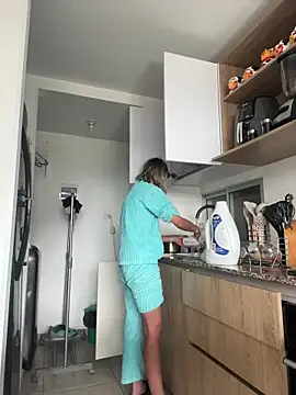 Snapshot of Ameellie chatting on 16, 11, 2025 Ameellie online show from 16, 11, 2025