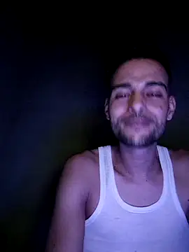 Snapshot of motanjer chatting on 14, 10, 2025 motanjer online show from 14, 10, 2025