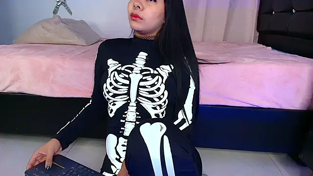 Mia depp online show from 13, 11, 2025