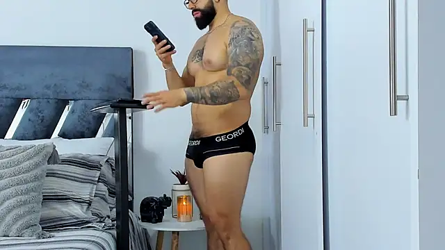 Zack Froone online show from 13, 11, 2025