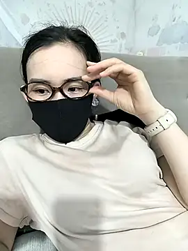 I AM NOT A SLUT online show from 10, 4, 2026