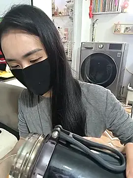 I AM NOT A SLUT online show from 3, 3, 2026