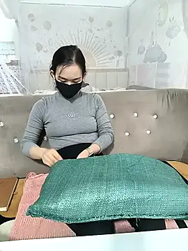 I AM NOT A SLUT online show from 17, 12, 2025