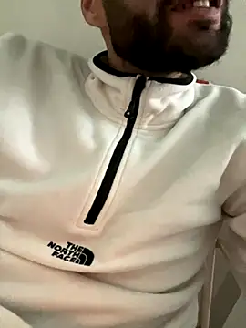 Snapshot of athenphysics chatting on 17, 11, 2025 athenphysics online show from 17, 11, 2025