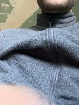 Snapshot of athenphysics chatting on 1, 1, 2025 athenphysics online show from 1, 1, 2025