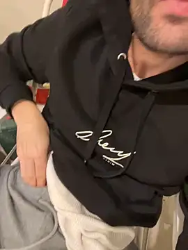 Snapshot of athenphysics chatting on 9, 1, 2025 athenphysics online show from 9, 1, 2025