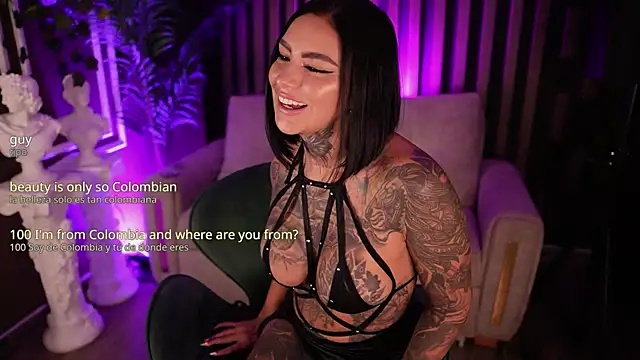 Snapshot of Kleeopatra_ chatting on 3, 11, 2025 Kleeopatra online show from 3, 11, 2025