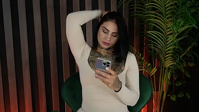 Snapshot of Kleeopatra_ chatting on 8, 3, 2025 Kleeopatra online show from 8, 3, 2025