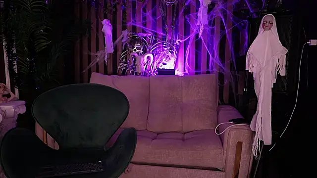 Snapshot of Kleeopatra_ chatting on 20, 10, 2025 Kleeopatra online show from 20, 10, 2025
