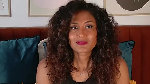 ShanialaFrancaise online show from 23, 5, 2026