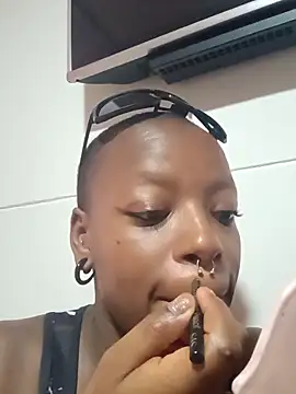 Coco Kiss online show from 2, 4, 2026