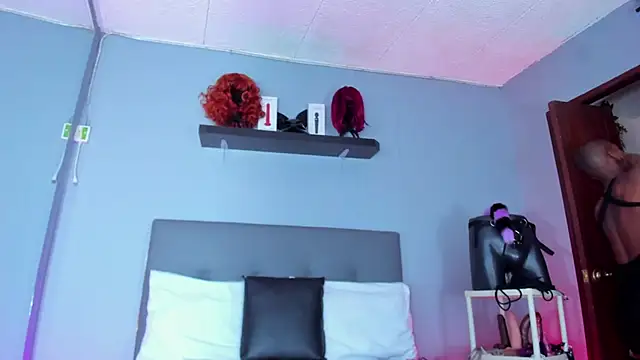 Coco Kiss online show from 18, 10, 2025