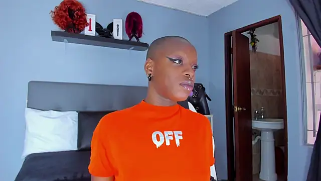 Coco Kiss online show from 20, 10, 2025