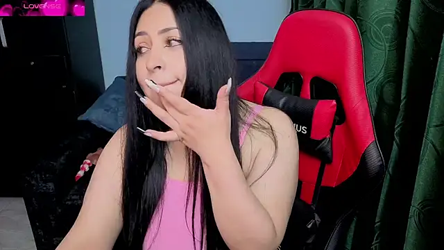 charlotee lovee69 online show from 20, 6, 2026