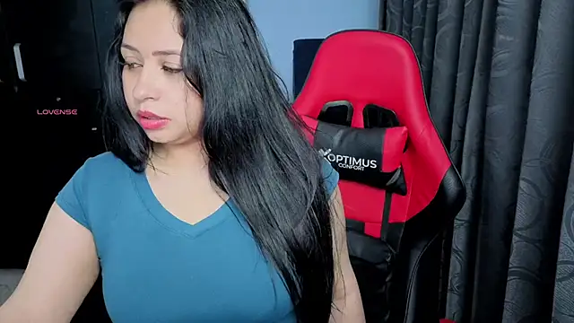 charlotee lovee69 online show from 3, 10, 2025