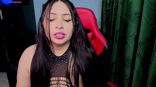 Snapshot of charlotee_lovee69 chatting on 28, 5, 2026 charlotee lovee69 online show from 28, 5, 2026