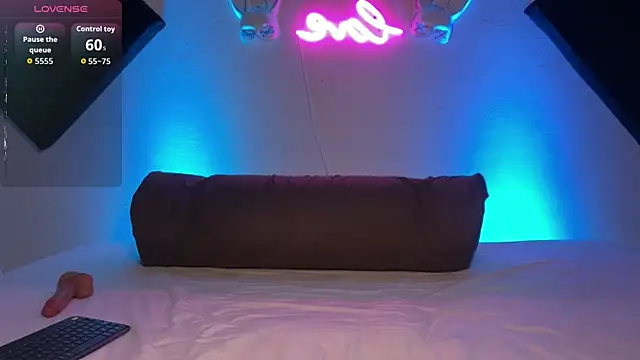 bunnyslovers online show from 29, 10, 2025