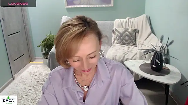HornyMilf 777 online show from 5, 5, 2026