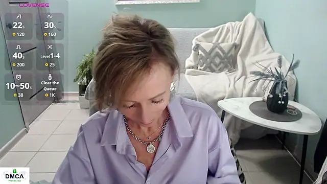 Snapshot of HornyMilf_777 chatting on 22, 6, 2026 HornyMilf 777 online show from 22, 6, 2026