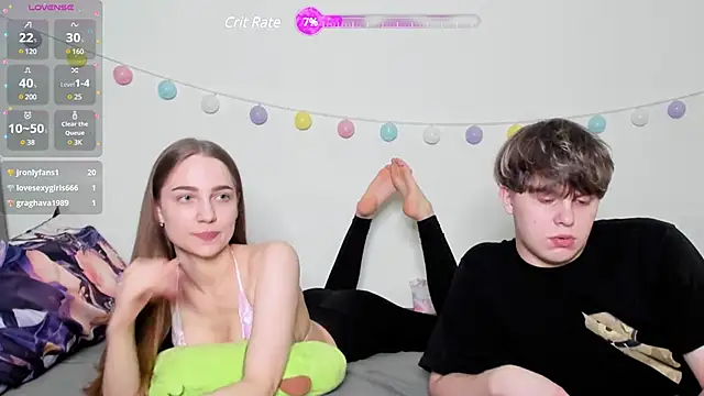 Emily and Ilumi online show from 19, 2, 2025