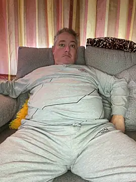 Russirayu online show from 17, 3, 2025