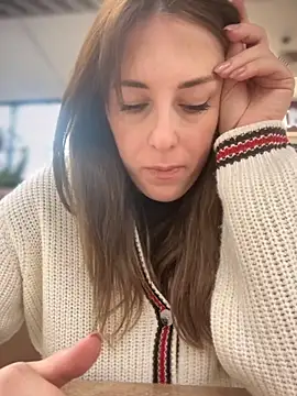 MommmyYummy online show from 8, 10, 2025