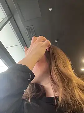 MommmyYummy online show from 12, 3, 2026