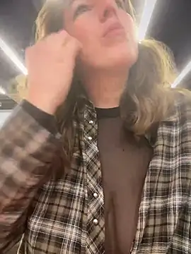 MommmyYummy online show from 6, 2, 2025