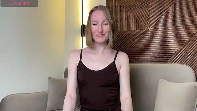 Snapshot of MonikaBos chatting on 20, 6, 2026 MonikaBos online show from 20, 6, 2026