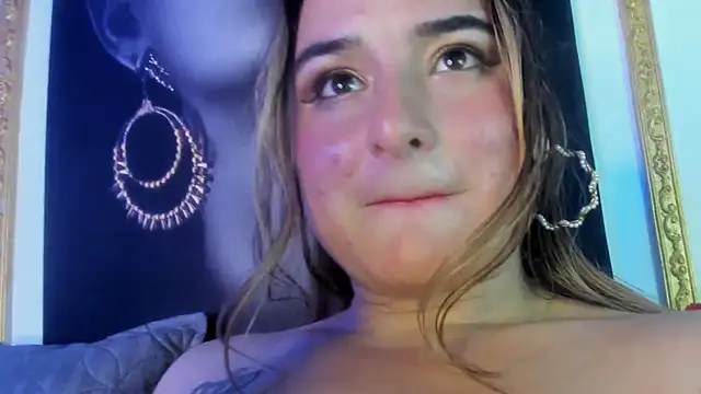 CandyQueenGold online show from 17, 3, 2025